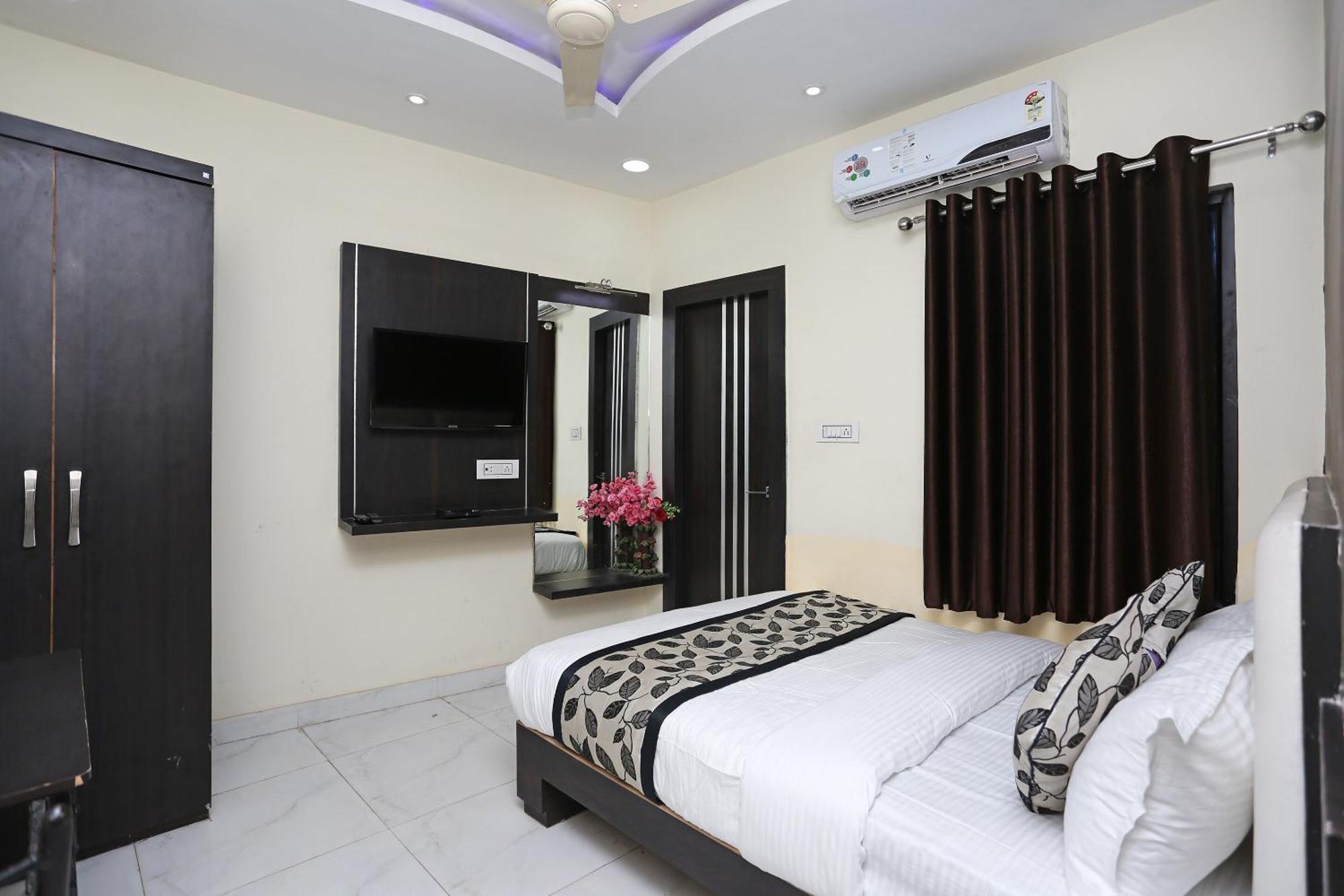 Hotel O Laxmi Privilege Inn Gwalijar Zewnętrze zdjęcie